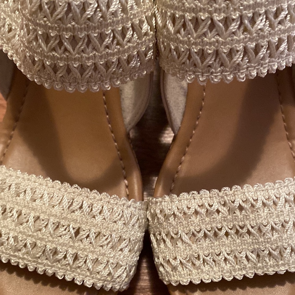 off-white Wedge - Picture 6 of 7